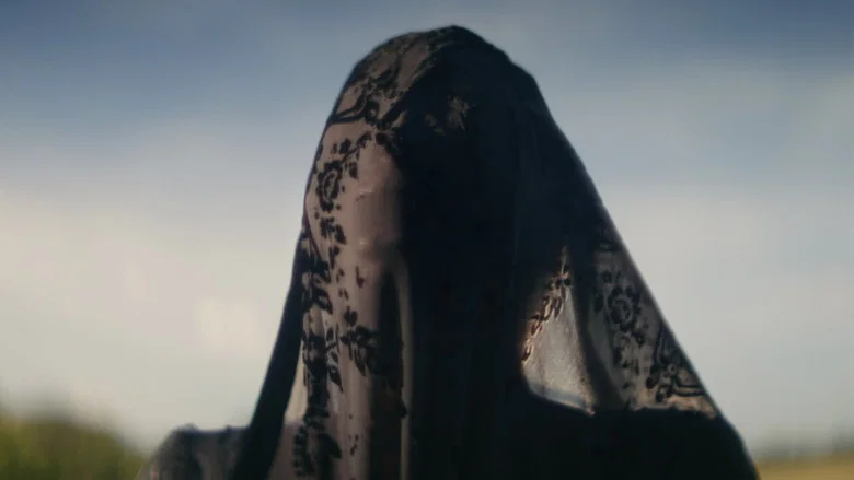The Woman in the Yard screenshot 2